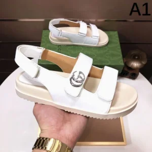 GUCCI グッチ 一目惚れ必至夏季セール 2026 メンズ用 サンダル 商品画像 1