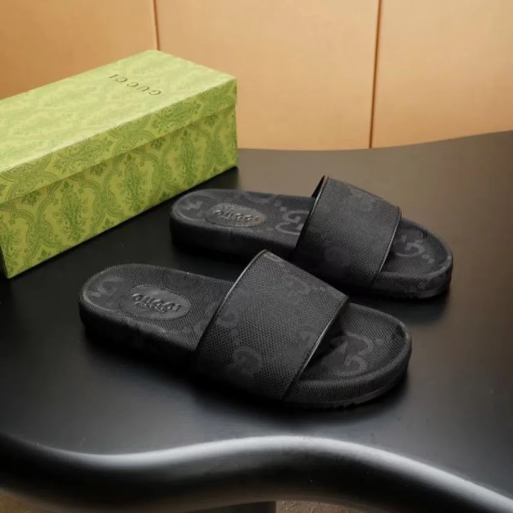 GUCCI グッチ バランスもとりやすい 2026 メンズ用 サンダル 商品画像 3