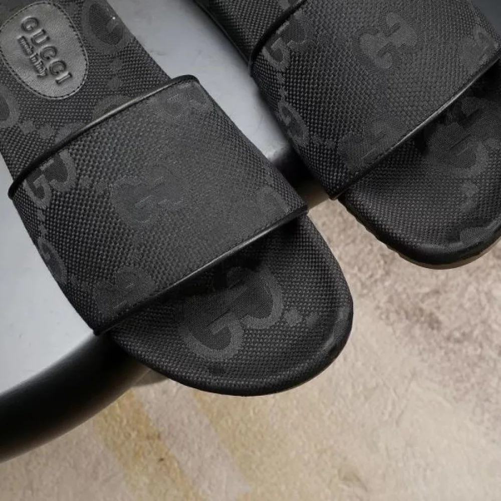 GUCCI グッチ バランスもとりやすい 2026 メンズ用 サンダル 商品画像 7