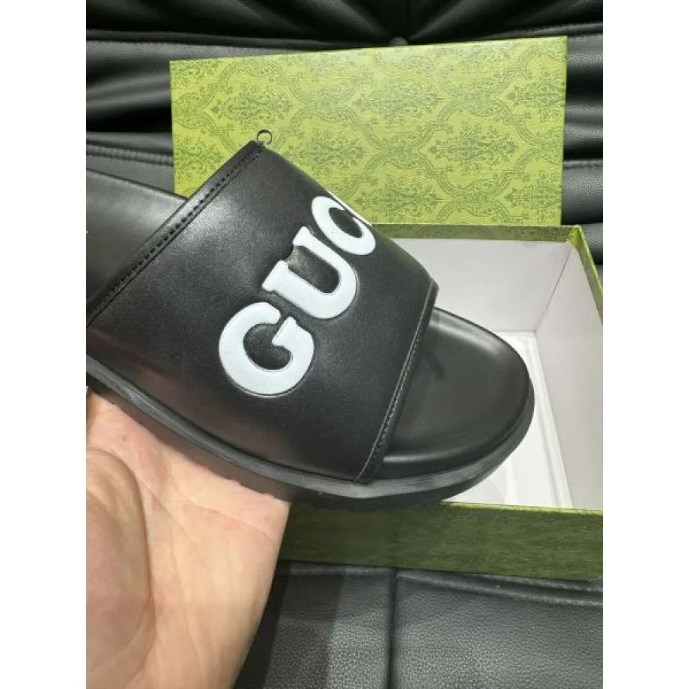 GUCCI グッチ 先着順早い者勝ち限定 2026 メンズ用 サンダル 商品画像 8