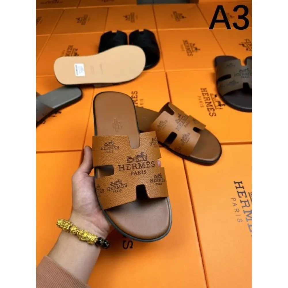 HERMES エルメス 夏新しい物ひとつは欲しい定番 2026 メンズ用 スリッパ 商品画像 3