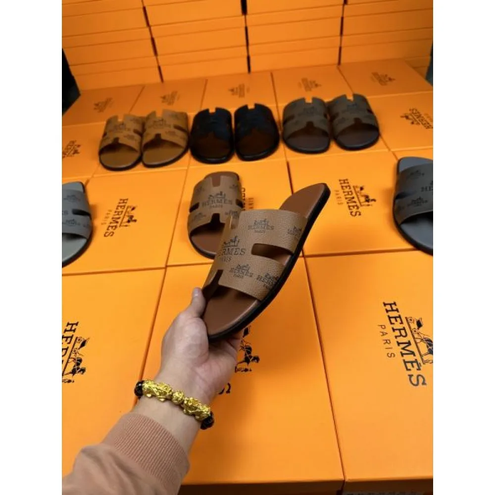 HERMES エルメス 夏新しい物ひとつは欲しい定番 2026 メンズ用 スリッパ 商品画像 9
