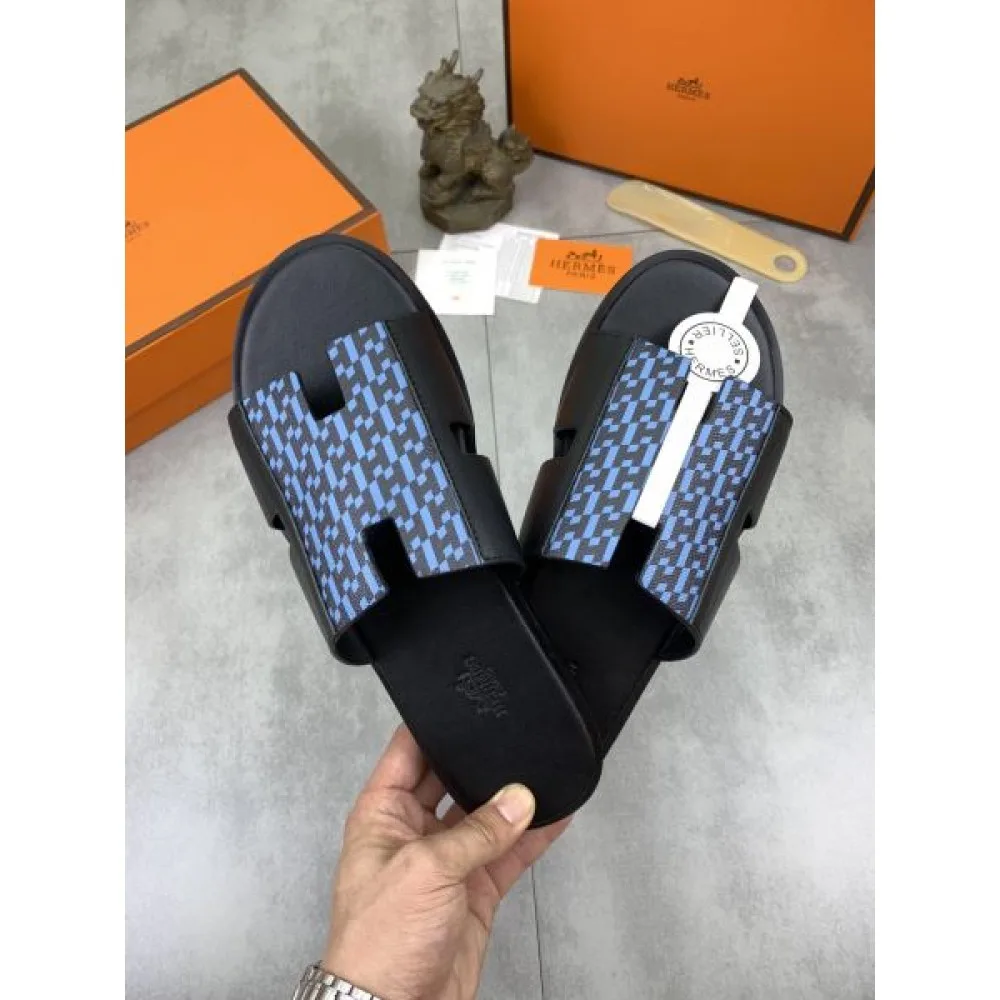 HERMES エルメス 夏が待ちきれないブランド新作 2026 メンズ用 スリッパ 商品画像 7