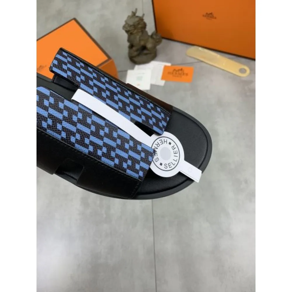 HERMES エルメス 夏が待ちきれないブランド新作 2026 メンズ用 スリッパ 商品画像 8
