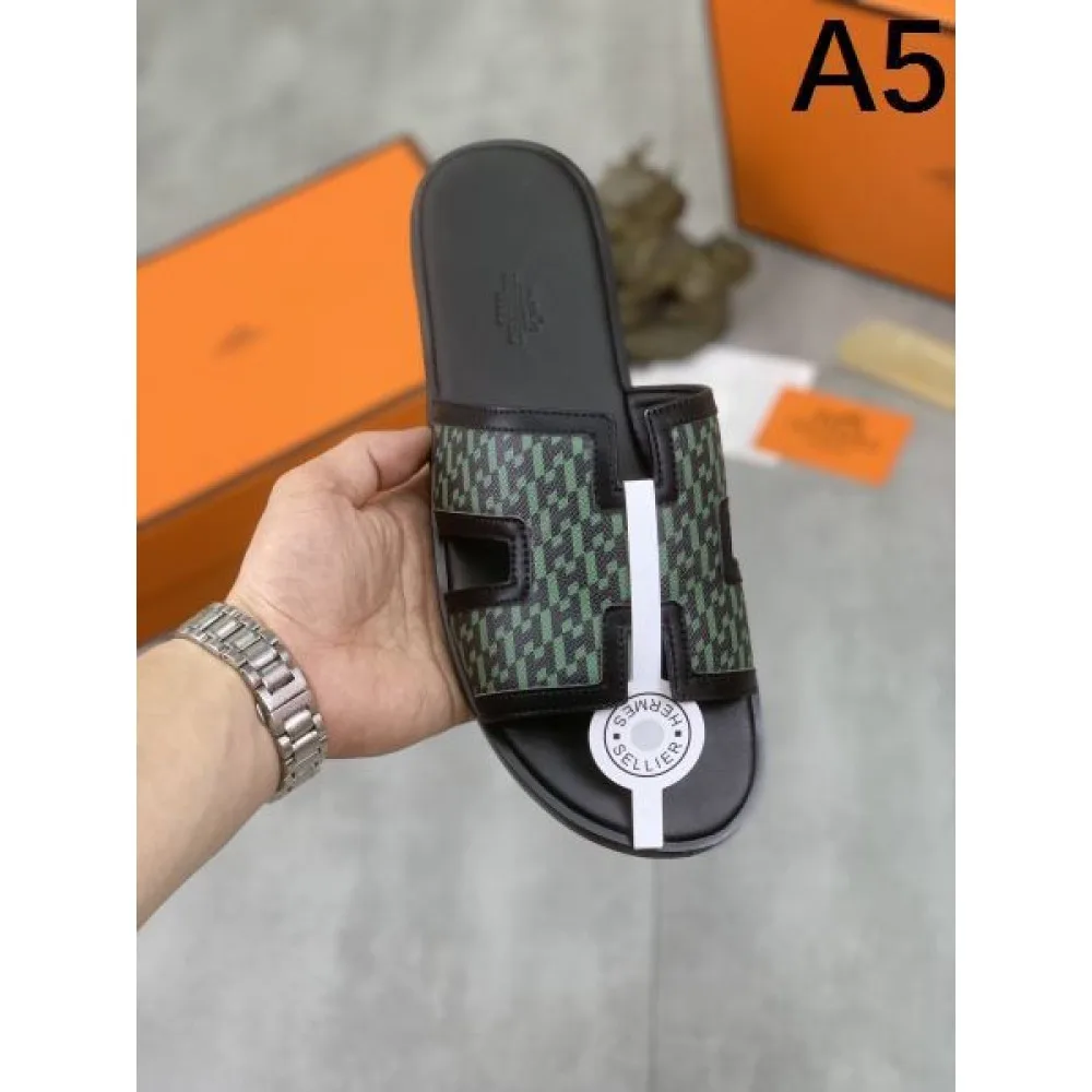 HERMES エルメス クラシックな雰囲気のトップス 2026 メンズ用 スリッパ 商品画像 5