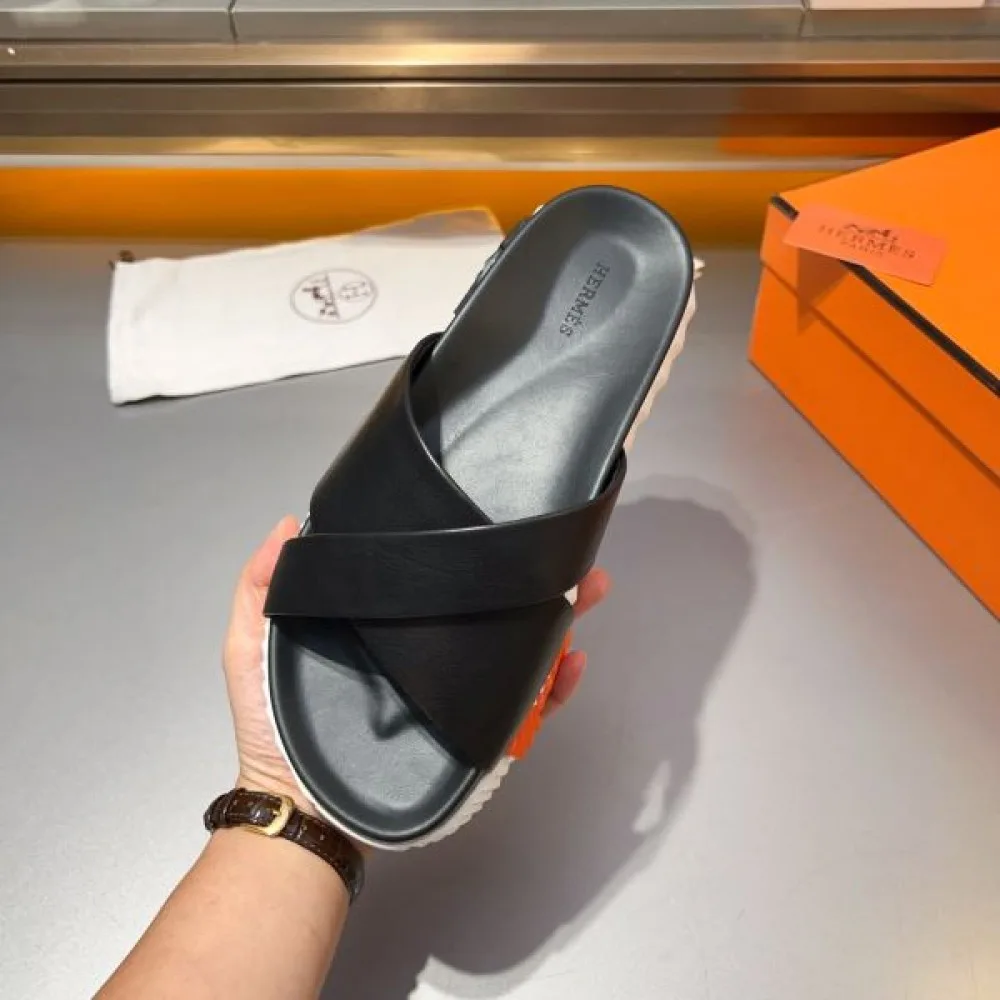 HERMES エルメス 今年の春夏コーデに活躍する 2026 メンズ用 サンダル 商品画像 5