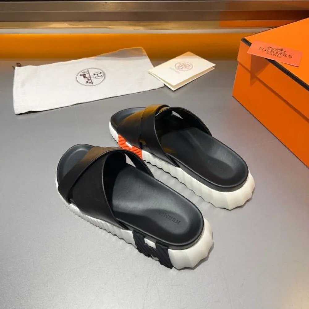 HERMES エルメス 今年の春夏コーデに活躍する 2026 メンズ用 サンダル 商品画像 7