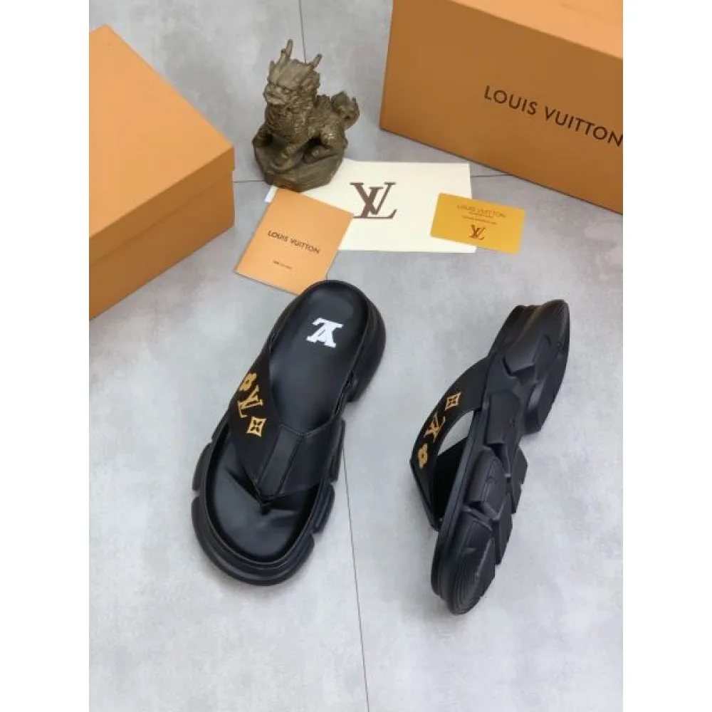LOUIS VUITTON ルイヴィトン 今季のベスト新作 2026 メンズ用 スリッパ 商品画像 5