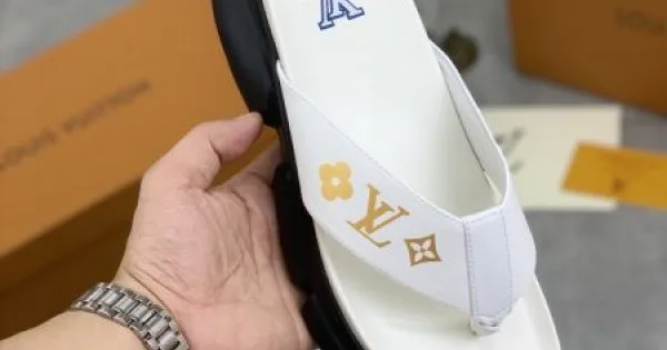 LOUIS VUITTON ルイヴィトン 今季のベスト新作 2026 メンズ用 スリッパ 商品画像 11