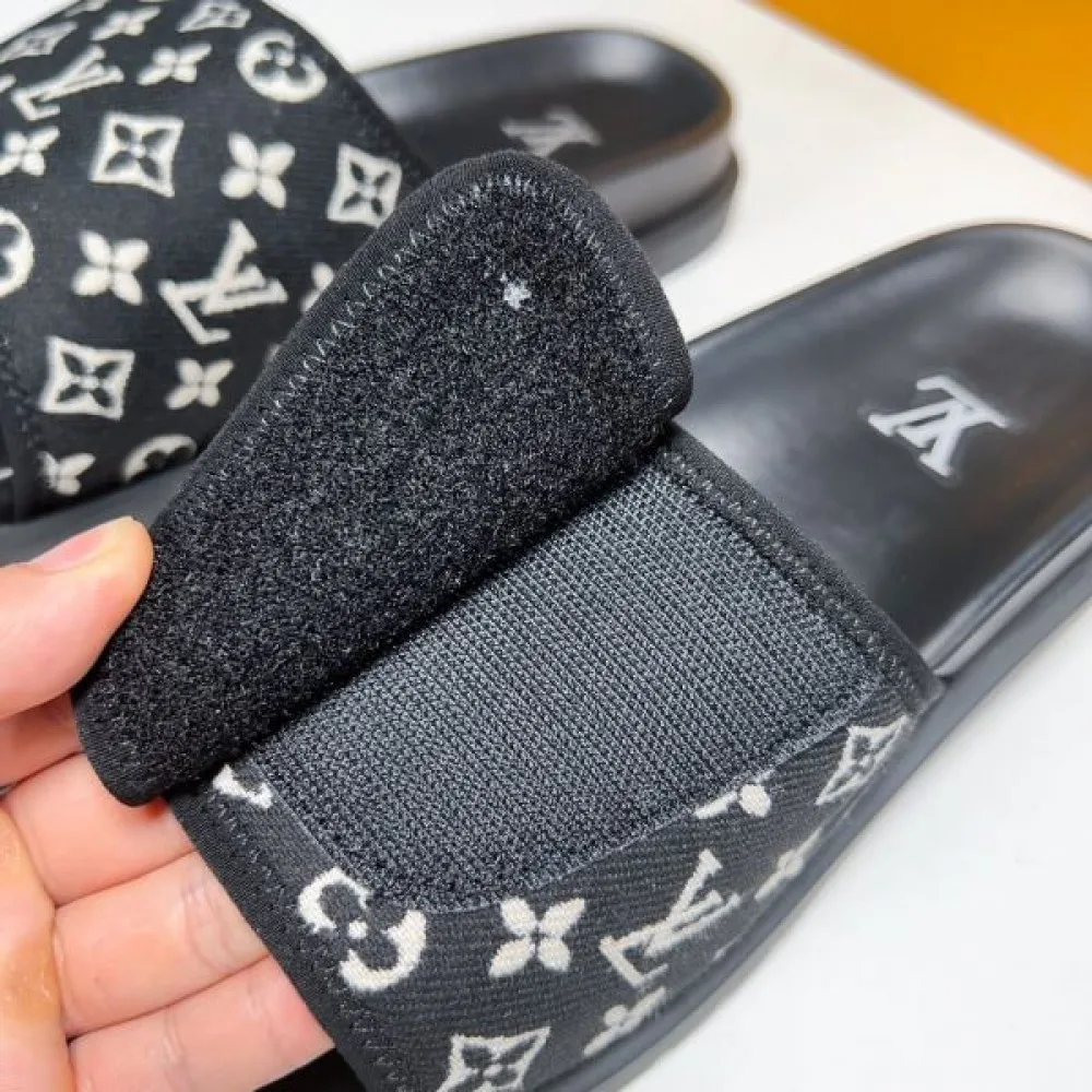 LOUIS VUITTON ルイヴィトン 絶妙な着こなしに 2026 メンズ用 スリッパ 商品画像 7