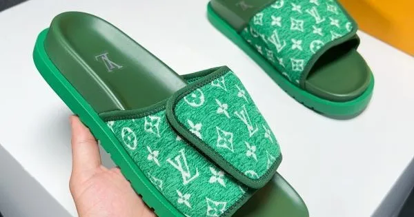 LOUIS VUITTON ルイヴィトン 絶妙な着こなしに 2026 メンズ用 スリッパ 商品画像 11