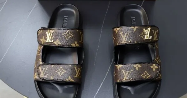 LOUIS VUITTON ルイヴィトン 夏に爆発的な人気 2026 メンズ用 スリッパ 商品画像 11