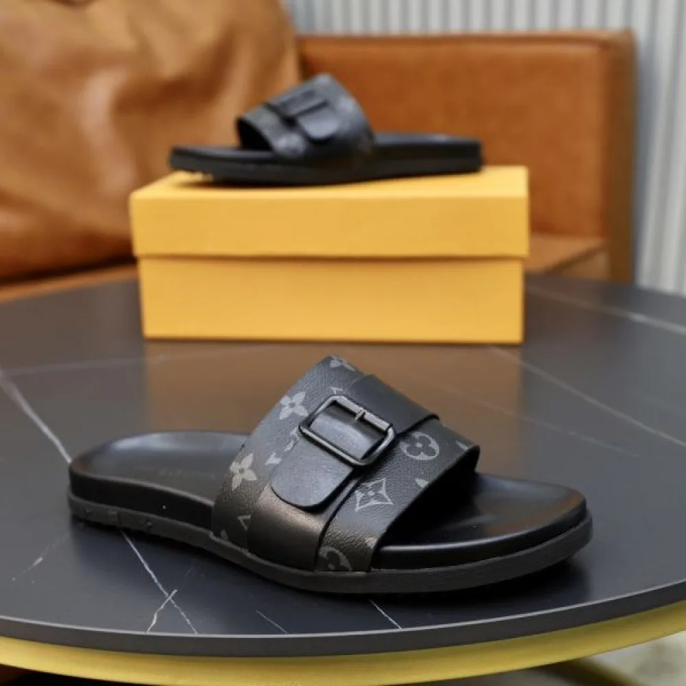LOUIS VUITTON ルイヴィトン 季節を問わず活躍し 2026 メンズ用 スリッパ 商品画像 3
