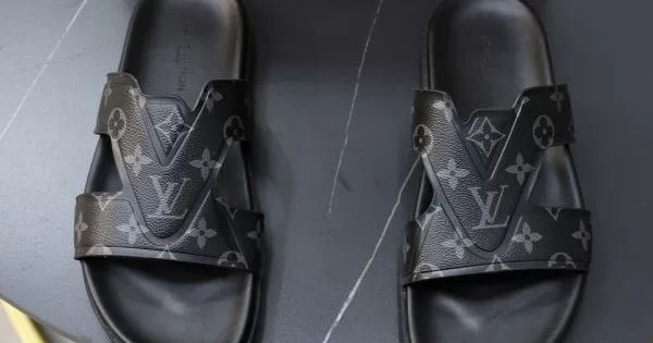 LOUIS VUITTON ルイヴィトン おしゃれを楽しむ! 2026 メンズ用 スリッパ 商品画像 11