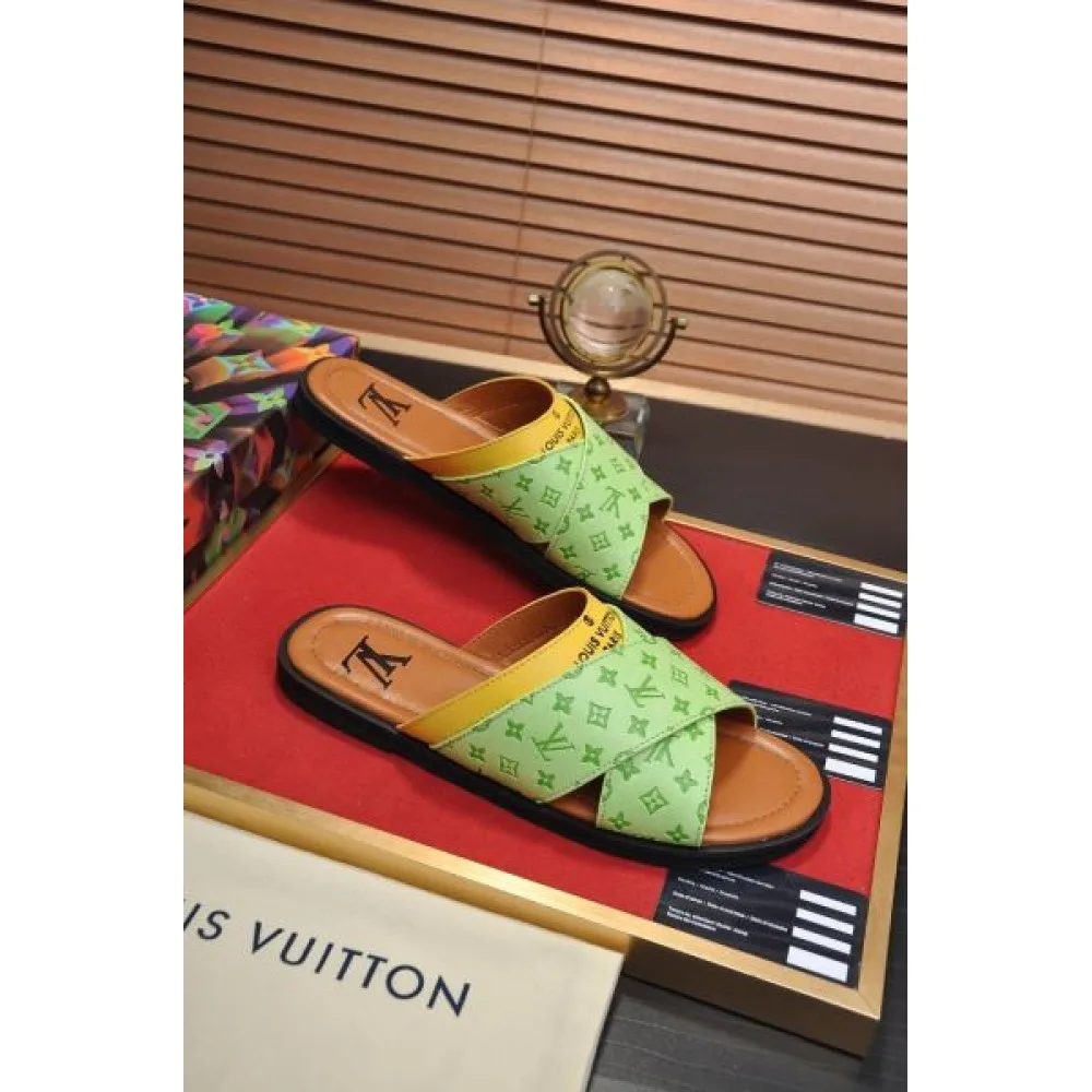 LOUIS VUITTON ルイヴィトン 春夏の定番新品 2026 メンズ用 サンダル 商品画像 7