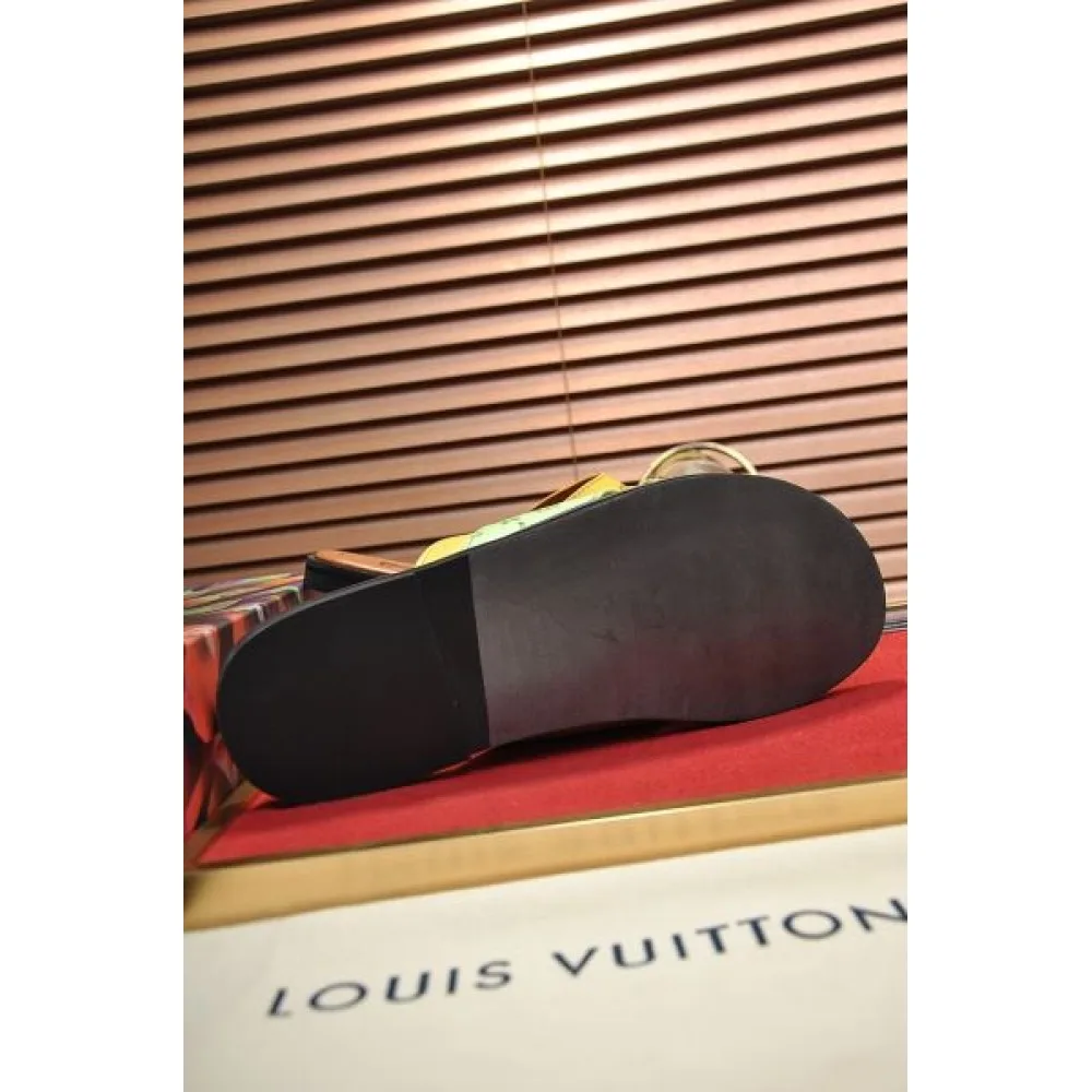 LOUIS VUITTON ルイヴィトン 春夏の定番新品 2026 メンズ用 サンダル 商品画像 8