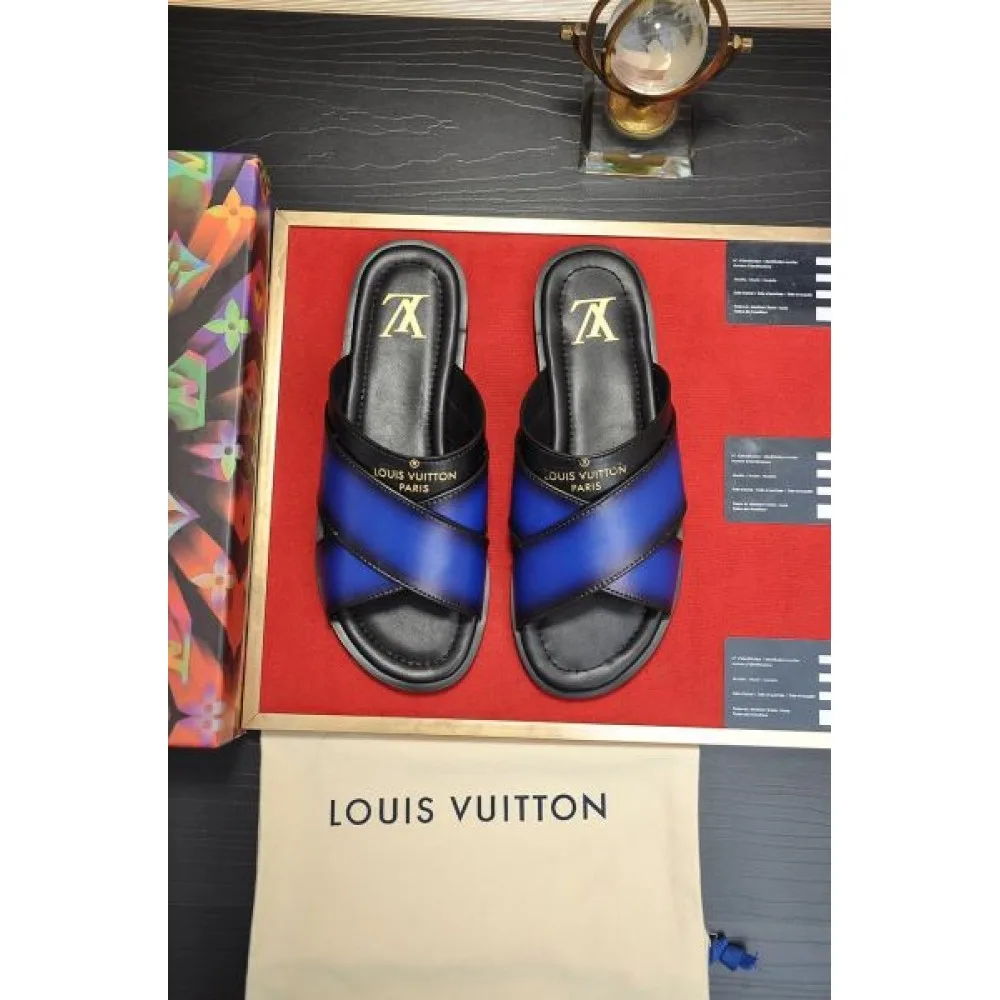 LOUIS VUITTON ルイヴィトン 最新で一目惚れ 2026 メンズ用 サンダル 商品画像 3