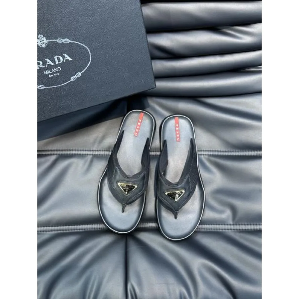 PRADA プラダ セレブが今シーズン手に入れ 2026 メンズ用 スリッパ 商品画像 5