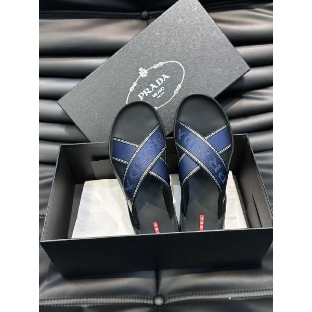 PRADA プラダ おしゃれに見せるキーワード 2026 メンズ用 スリッパ 商品画像 5
