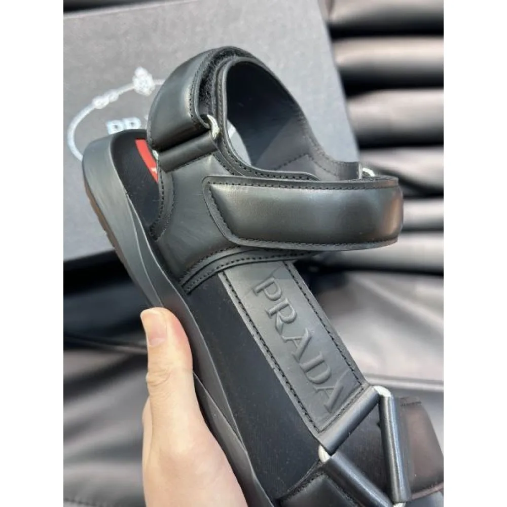 PRADA プラダ 色気のあるスタイルに仕上げ 2026 メンズ用 スリッパ 商品画像 5