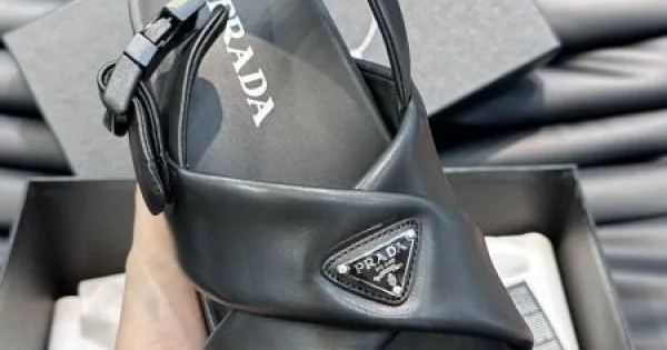 PRADA プラダ 数年愛用しても人気アイテム 2026 メンズ用 スリッパ 商品画像 11