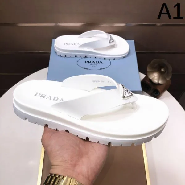 PRADA プラダ 最新の注目ファッション 2026 メンズ用 サンダル 商品画像 10