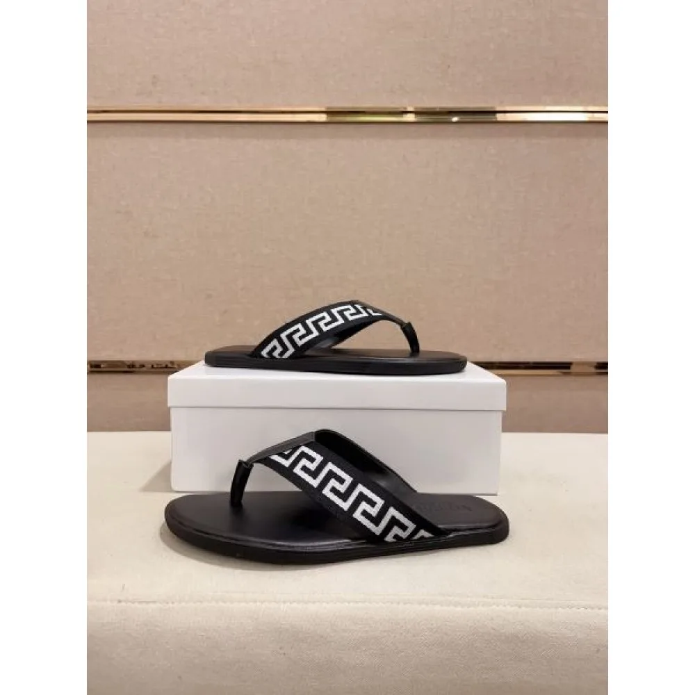 VERSACE ヴェルサーチェ 大人気限定カラー 2026 メンズ用 サンダル 商品画像 6