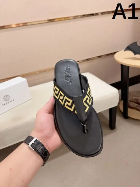 VERSACE ヴェルサーチェ 大人気限定カラー 2026 メンズ用 サンダル 商品画像 10