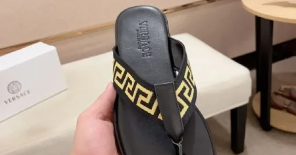 VERSACE ヴェルサーチェ 大人気限定カラー 2026 メンズ用 サンダル 商品画像 11