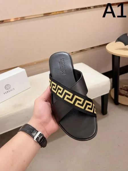 VERSACE ヴェルサーチェ 顧客セール大特価 2026 メンズ用 サンダル 商品画像 10