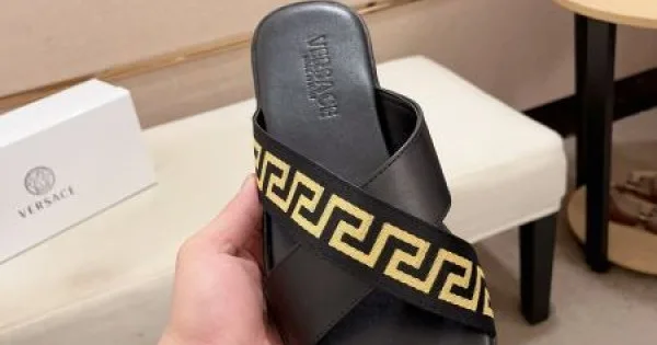 VERSACE ヴェルサーチェ 顧客セール大特価 2026 メンズ用 サンダル 商品画像 11