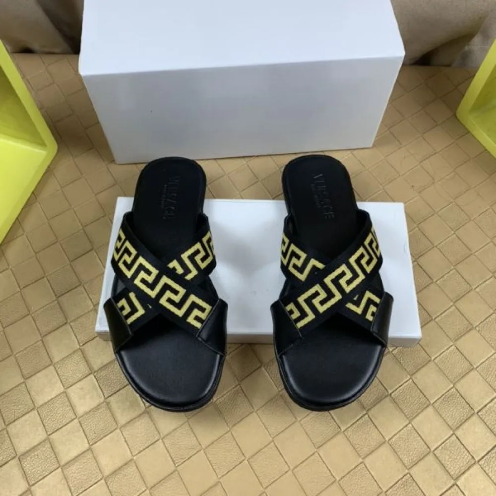 VERSACE ヴェルサーチェ 春夏季超人気即完売 2026 メンズ用 サンダル 商品画像 5