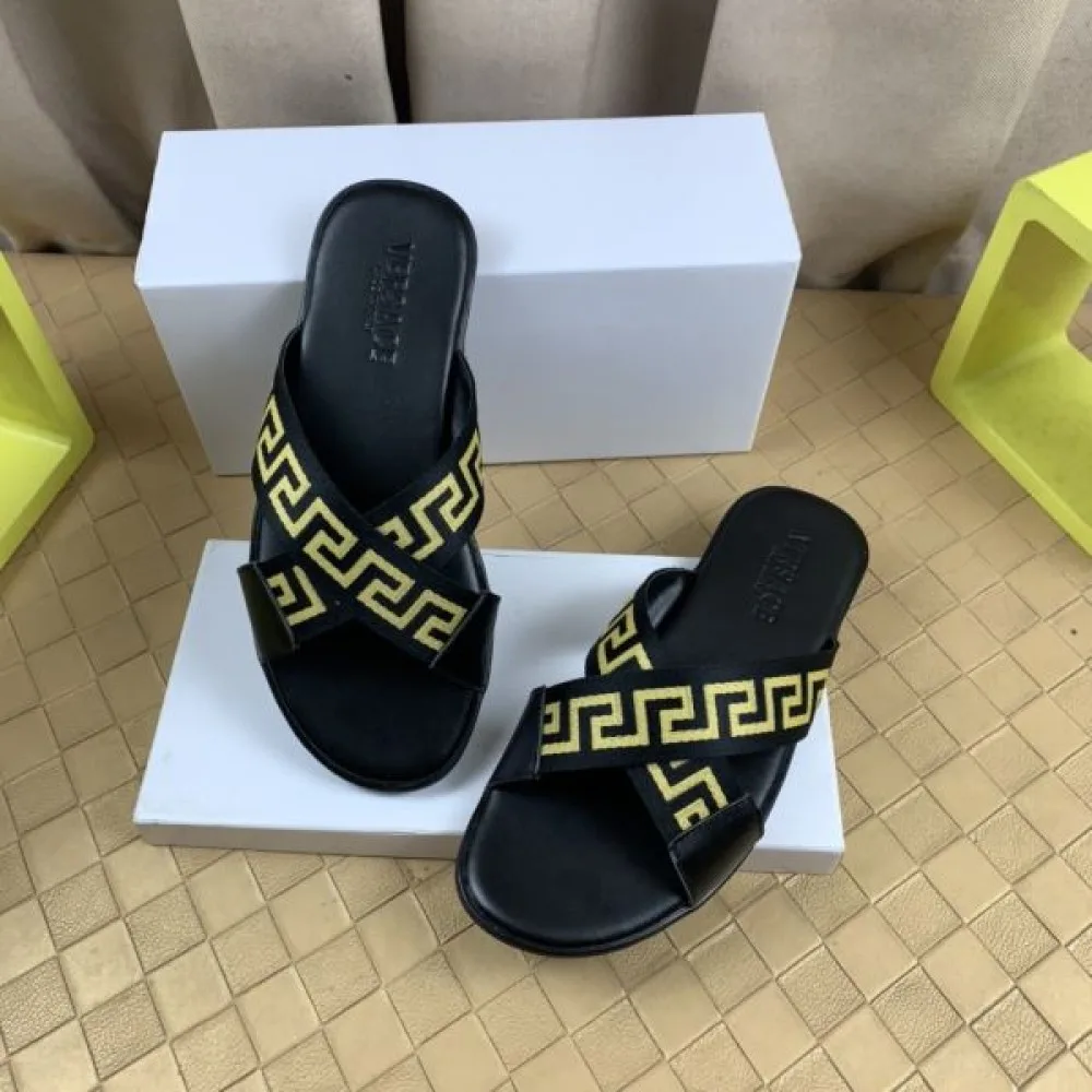VERSACE ヴェルサーチェ 春夏季超人気即完売 2026 メンズ用 サンダル 商品画像 6