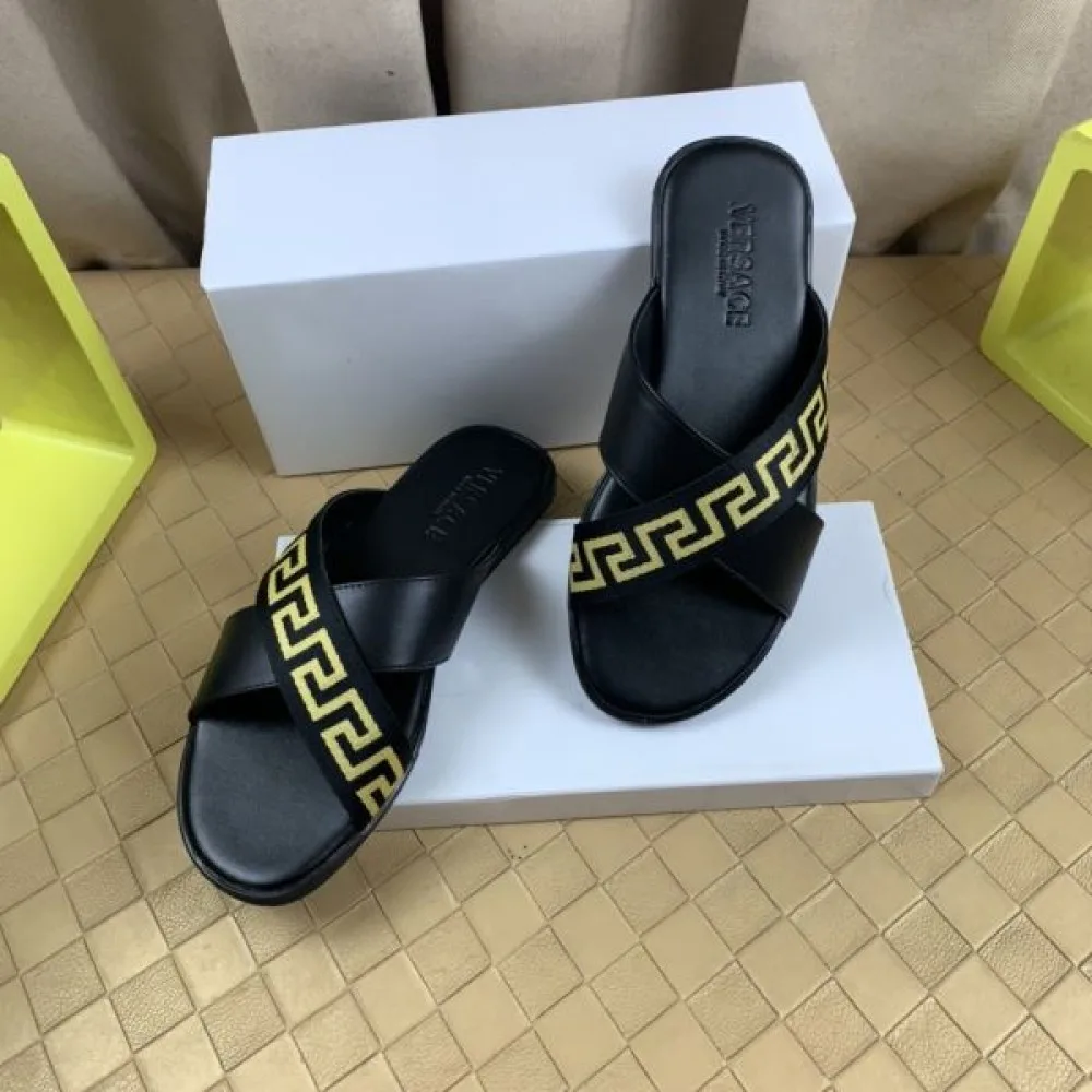 VERSACE ヴェルサーチェ 夏季大人気アイテム 2026 メンズ用 サンダル 商品画像 3