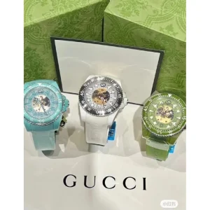2026 キレイめな印象を与えてくれ GUCCI グッチ 時計 ウォッチ 商品画像 1