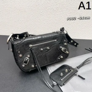 BALENCIAGA バレンシアガ 2024FW 呼び声が高い新名品 ショルダーバッグ 商品画像 1