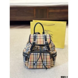 累積売上総額第1位! 2026 バックパック BURBERRY バーバリー 商品画像 1