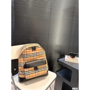 圧倒的人気アイテム 2026 バックパック BURBERRY バーバリー 商品画像 1