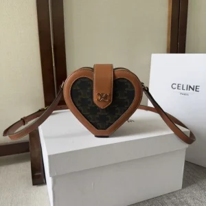 人気の高さがうかがえ 2026 ショルダーバッグ CELINE セリーヌ 商品画像 1