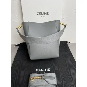 夏季新作に狙うファン殺到 2026 トートバッグ CELINE セリーヌ 商品画像 1