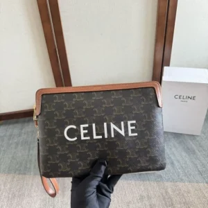 CELINE セリーヌ 2024FW 著名人やセレブも愛用する クラッチバッグ 商品画像 1