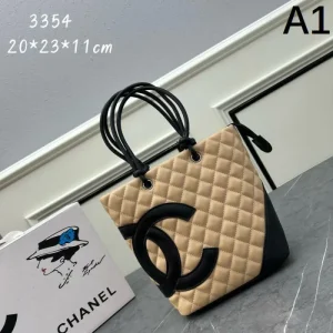 ゆったり感のあるアイテム 2026 トートバッグ CHANEL シャネル 商品画像 1