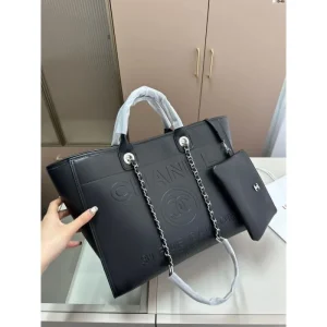 レトロ感のあるデザイン 2026 トートバッグ CHANEL シャネル 商品画像 1