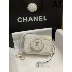 CHANEL シャネル 2024FW 抜群な魅力的なアイテム ショルダーバッグ 商品画像 1