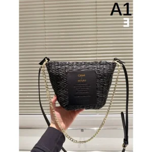 おしゃれ上級者の印象がある 2026 トートバッグ CHLOE クロエ 商品画像 1