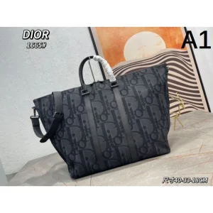 今季おすすめの話題作 2026 トートバッグ DIOR ディオール 商品画像 1