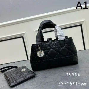 今年売れた人気のスタイル 2026 トートバッグ DIOR ディオール 商品画像 1