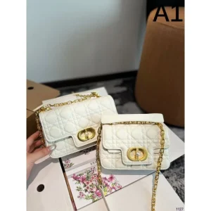 今シーズン新作！大人もOK！ 2026 トートバッグ DIOR ディオール 商品画像 1
