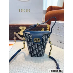 国境も時代も超えた夏季新作 2026 トートバッグ DIOR ディオール 商品画像 1