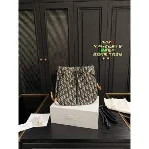 品の良い優秀さコレクション 2026 トートバッグ DIOR ディオール 商品画像 1
